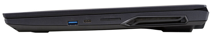 Rechts: USB 3.2 Gen 2 (Type-A), USB 3.2 Gen 2 (Type-C), geheugenkaartlezer (SD)