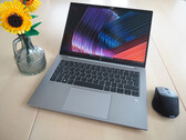 HP ZBook Firefly 14 G10 A in review: Sterke kantoornotebook die vertrouwt op Zen 4