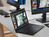 De ThinkPad T16 Gen 3 heeft een door de klant vervangbare (CRU) batterij. (Afbeeldingsbron: Lenovo)