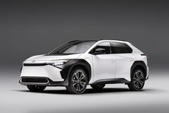 Toyota's bZ4X krijgt tussen 2026 en 2027 een bijgewerkte batterij. (Afbeeldingsbron: Toyota)