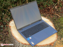 De Acer TravelMate P4 TMP416-51-55KN. Review unit geleverd door Acer Duitsland.