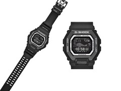 De Casio G-Shock GBX100SFJ-1 heeft een gestroomlijnd, volledig zwart ontwerp en een contrastrijk negatief display.