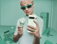 De Pixel 8 Pro in zijn nieuwe kleuroptie 'Mint'. (Afbeeldingsbron: Google)