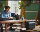 Nintendo Switch 2 dock aangesloten op TV (Afbeelding bron: Nintendo of America YouTube)