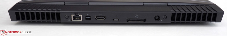 Achter: RJ45 LAN-poort, Mini-DisplayPort 1.2, HDMI 2.0, Thunderbolt 3, Graphics Amplifier, power