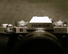 De hier afgebeelde Fujifilm X-T5 krijgt naar verwachting binnenkort een opvolger.