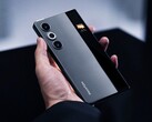 De Tecno Phantom Ultimate met oprolbaar scherm wordt opnieuw gedemonstreerd tijdens het MWC. (Afbeelding: Tecno)