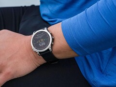 Garmin heeft bètaversie 21.11 uitgebracht voor de Fenix 7 en aanverwante smartwatches. (Afbeeldingsbron: Garmin)