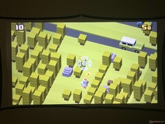 Zelfs eenvoudige spellen als Crossy Road zijn op het randje van onspeelbaar.