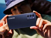 De Legion Y70 is een gaming smartphone met een 50 MP triple camera setup. (Afbeelding bron: Lenovo)