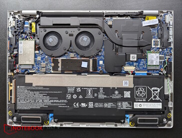 EliteBook X: De 2 ventilatoren zitten te dicht bij elkaar. De SoC zit aan één kant.