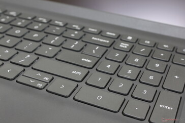 NumPad-toetsen zijn smaller en krap in vergelijking met de belangrijkste QWERTY-toetsen