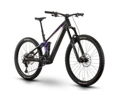 Met de Raymon Tarok Pro brengt Raymon een nieuwe MTB met volledige vering op de markt, uitgerust met een Avinox-motor