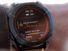 Garmin's Fenix 7 smartwatch (foto) krijgt een nieuwe bèta-update. (Afbeeldingsbron: Garmin)
