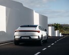 Een achteraanzicht van de Polestar 4 Coupé