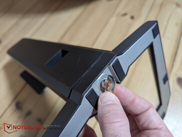 Zet vast met de geïntegreerde duimschroef