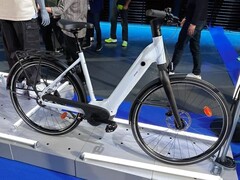 De Decathlon BTWIN LD 940 e-bike heeft een slim systeem waarmee u uw telefoon kunt aansluiten. (Afbeelding bron: Transition Velo)