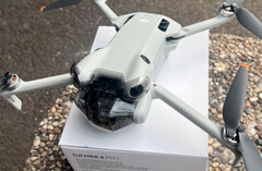 De DJI Mini 4 Pro is opnieuw in het wild ontdekt. (Afbeeldingsbron: @quadro_news)