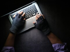 De surveillanceorders van het VK leiden tot reacties in de VS vanwege zorgen over privacy en veiligheid (bron: Towfiqu Barbhuiya, Unsplash)