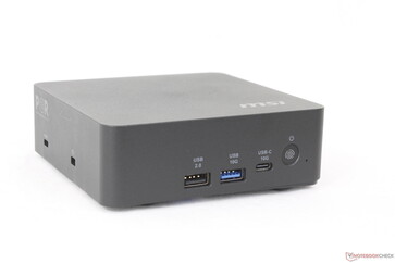 Voorkant: USB-A 2.0, USB-A (10 Gbps), USB-C (10 Gbps), Aan/uit-knop voor vingerafdrukken