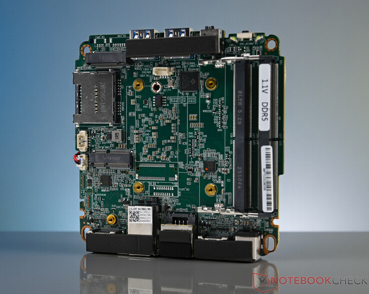 Printplaat van de Geekom A8