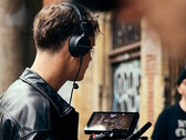 De Beyerdynamic DT 275 Pro-hoofdtelefoon is ontworpen voor gebruik in rumoerige omgevingen waar geluidsopnames worden gemaakt.