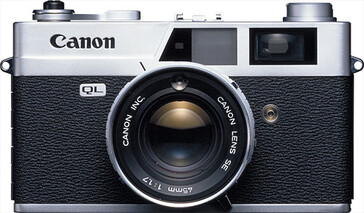 De Canon Canonet QL17 is nog een 35 mm meetzoekerachtige camera met een lenssluiter. (Afbeelding bron: Canon Camera Museum)