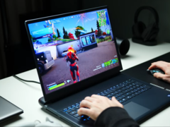 Dell brengt mogelijk in 2026 de eerste Alienware gaming-laptop met een ARM-chip uit. (Afbeelding bron: NotebookcheckReviews op YouTube)