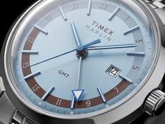 De wijzerplaat van de Timex Marlin GMT TW2Y84100