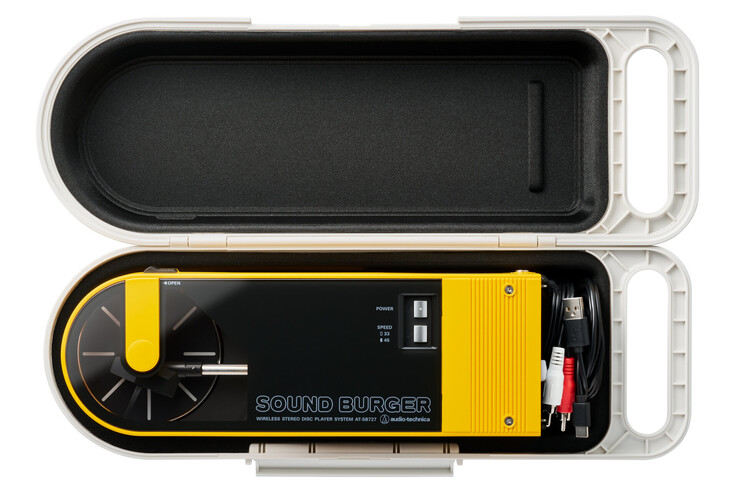 De AT-SBC1 Sound Burger-behuizing heeft ruimte voor accessoires zoals de AT6028 platenreiniger. (Afbeeldingsbron: Audio-Technica)