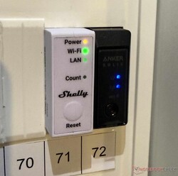 De nieuwe Anker Solix Smart Meter Gen 2 is nu net zo dun als de eveneens compatibele Shelly Pro 3 EM