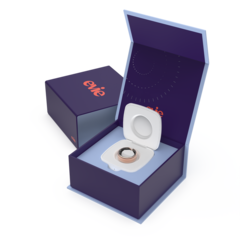 Zoals vorig jaar beloofd, wordt de Evie smart ring deze maand verzonden. (Bron: Movano Health)