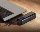 De Philips 9000-serie USB powerbank heeft een capaciteit van 27.000 mAh. (Afbeeldingsbron: Philips)