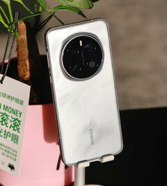 De Magic7 Pro treedt in de voetsporen van de Xiaomi 15 Pro. (Afbeeldingsbron: Honor)