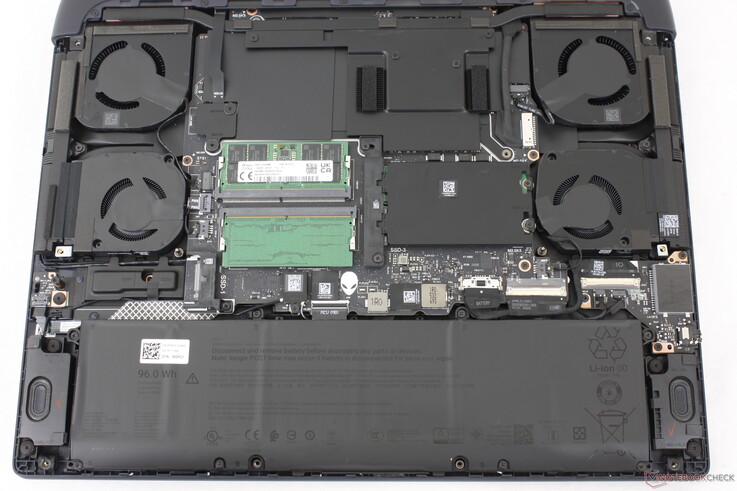 2026 Alienware 16 Area-51 moederbord