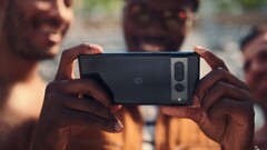 Pixel 8 en Pixel 8 Pro zijn naar verluidt beide voorzien van 12 GB RAM en Tensor G3 SoC. (Afbeelding Bron: Google)