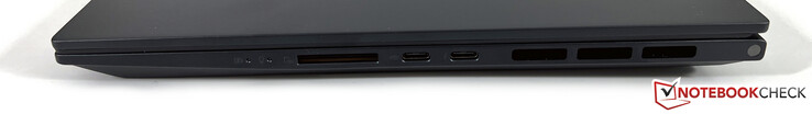Rechts: SD-kaartlezer (UHS-II), USB-C 3.2 Gen.2 (10 Gbps, Power Delivery, DisplayPort ALT-modus), USB-C 4.0 met Thunderbolt 4 (40 Gbps, Power Delivery, DisplayPort ALT-modus)