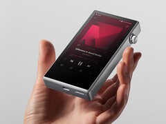 De Astell & Kern PD5, een digitale audiospeler met een aluminium behuizing, weegt slechts 6,98 oz. (198 g).