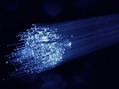 FCC neemt maatregelen om de beveiliging rond onderzeese kabels in de VS aan te scherpen. Afgebeeld: Een glasvezelkabel (Afb. bron: Denny Muller, Unsplash)