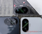 De Poco F7 kan meer dan 2 miljoen punten scoren op AnTuTu. Afgebeeld: de telefoon in drie kleuren. (Afbeeldingsbron: Notebookcheck)