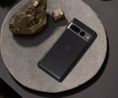 De Pixel Fold is ingesteld om de Pixel 7 Pro te verdringen als Google's meest premium toestel. (Bron: Google)