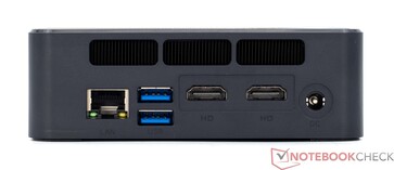 Achterkant: RJ45, 2x USB 3.2 type A, 2x HDMI 2.0