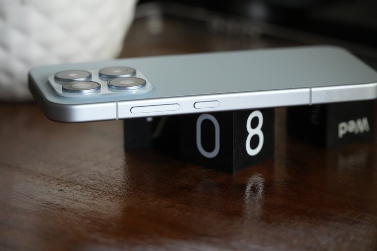 De Xiaomi 17 wordt geleverd met een grote batterij van 6.330 mAh