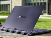 De Legion 7a 15ASH11 bevat geen achterwaarts gerichte poorten, in tegenstelling tot andere recente Legion 7 laptops.