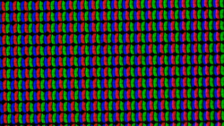 Het LC-beeldscherm gebruikt een klassieke RGB-subpixelmatrix die bestaat uit een rode, een blauwe en een groene lichtemitterende diode