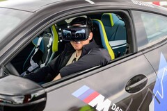 BMW M Drift + M Mixed Reality laat bestuurders tegelijkertijd driften in de echte en virtuele wereld. (Bron: BMW)