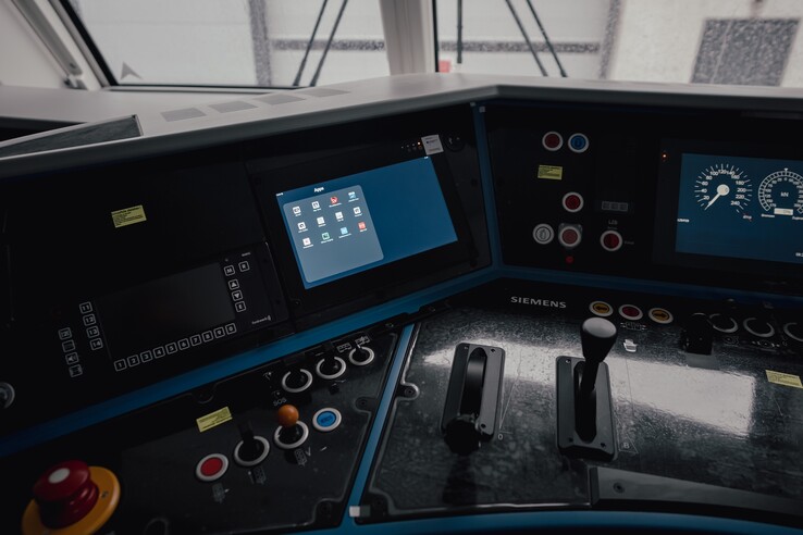 Een app store maakt deel uit van het Vectron X platform.