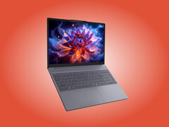 De IdeaPad Slim 3i 15IWC11 in de kleur Luna Grey.