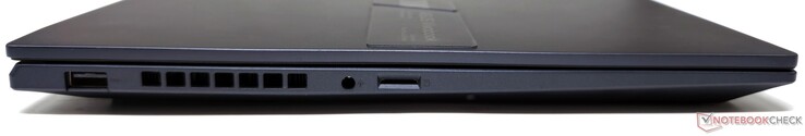 Links: USB 3.2 Gen1 Type-A, 3,5 mm combo audio-aansluiting, microSD-kaartsleuf