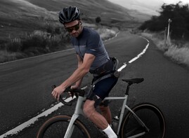 Fietsers zouden misschien wel het meest profiteren van de verminderde vermoeidheid en de langere fietsafstanden die mogelijk worden (Afbeelding bron: Hypershell)